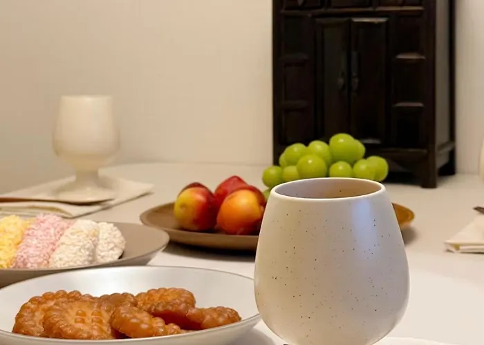 3 Min To Mangwon Market & River Luggage Storage L Max 5 Guests L Near Hongdae & Hapjeong Villa Seoel