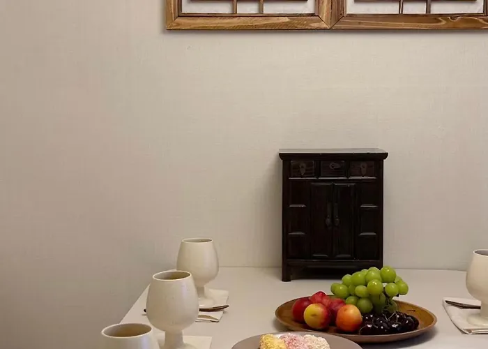 3 Min To Mangwon Market & River Luggage Storage L Max 5 Guests L Near Hongdae & Hapjeong Villa Seoel